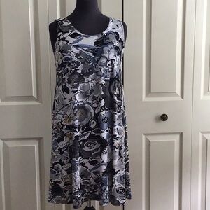 NWOT Floral Sleeveless Dress - Black, White & Grey
